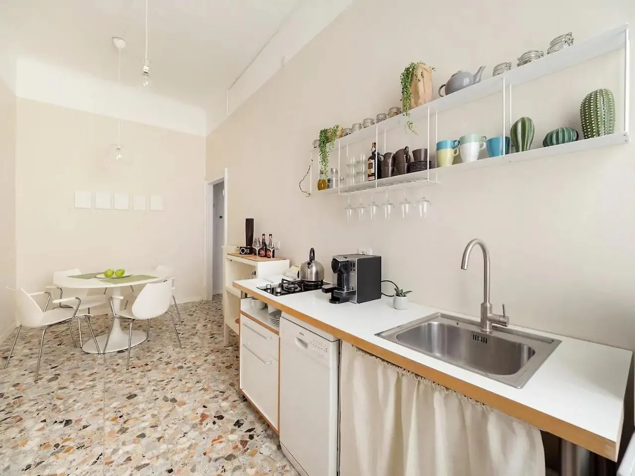 Ferienwohnung Trilocale 4/5 Ospiti In Stazione Mailand