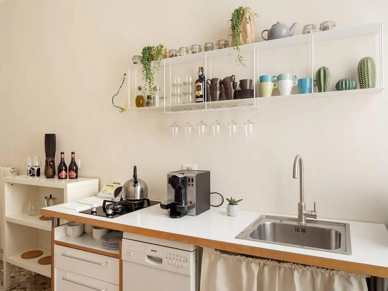 Ferienwohnung Trilocale 4/5 Ospiti In Stazione Mailand 0*,  Italien